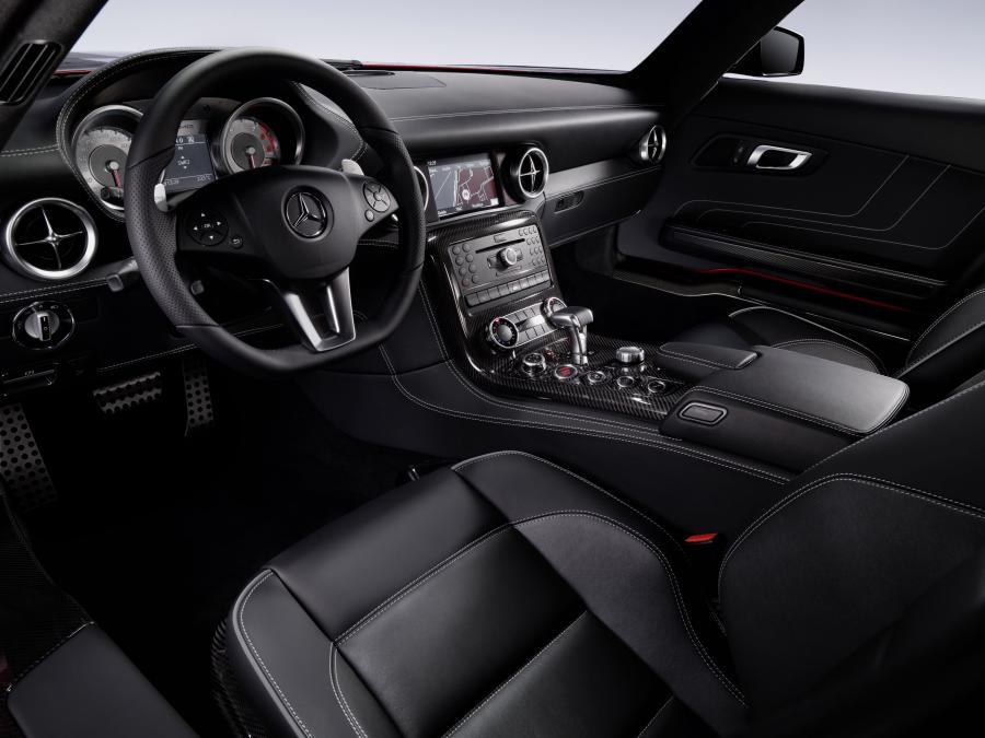  Mercedes-Benz SLS AMG 2010 года  (фото 393 из 526)